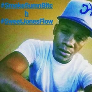 Meet your Posher, Dee